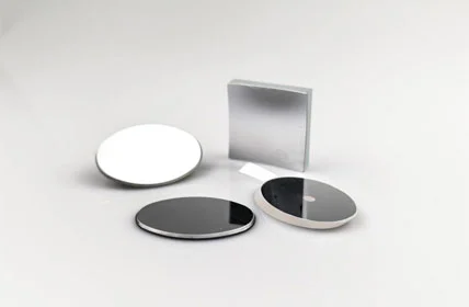 Usos inovadores de espelhos ópticos na ciência e na indústria